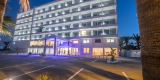 Протарас: Отель Bohemian Gardens Hotel