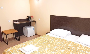 Номер стандарт с 1 двуспальной кроватью в Smart Hotel KDO Челябинск