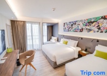 Трёхместный номер Deluxe в Triple Y Hotel