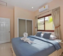 Семейный номер Standard с балконом в Maikhao Home Garden Bungalow