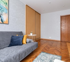 2-комнатные апартаменты улучшенные в Sutki Rent (Сутки Рент) с видом на набережную канала Грибоедова