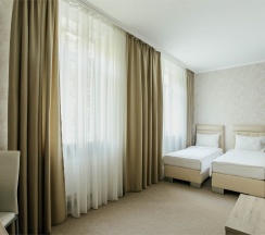 Семейный двухкомнатный без балкона вид на парк в Кавказ