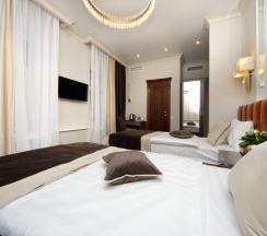 Улучшенный номер в Design Hotel Senator