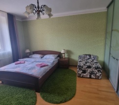 Трёхместные апартаменты c 1 комнатой в Квартира Right Room на Баумана 5а