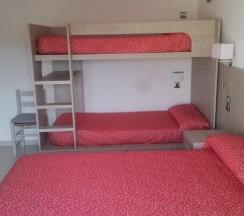 Семейный номер Standard в Hotel Can Català