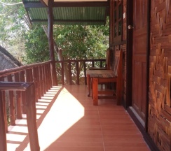 Двухместное бунгало (двуспальная кровать) в Phi Phi Jungle Hill Bungalow