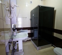 Коттедж 2-х этажный с кухней и камином в Орлиное гнездо