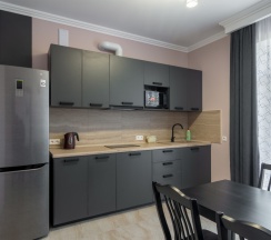 Двухкомнатные апартаменты с видом на море в Гостевой дом на Декабристов