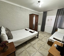 3х местный в Адрианна