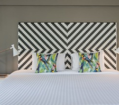 Двухместный номер Mood Collection двуспальная кровать в Burasari Phuket Resort & Spa