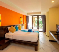 Трёхместный номер Deluxe с балконом в Tuana Hotels Casa Del Sol