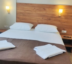 Двухместный номер без балкона с видом на внутренний двор в Amina