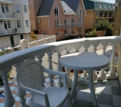 3х местный с балконом в Жемчужина