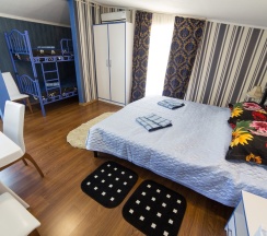 Повышенной комфортности 4-х местный в Золотая бухта