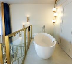 Номер Suite Amur с двуспальной кроватью в Mercure