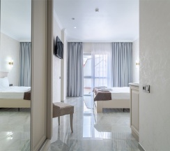 Комфорт в Cascade Resort by Stellar Hotels