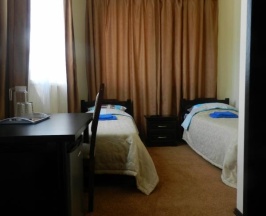 Номер стандарт с 2 односпальными кроватями в 7 Вечеров