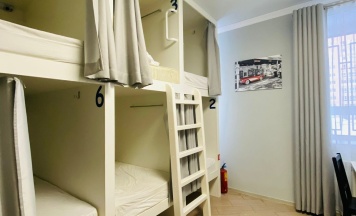 Кровать в муж 10мест номере в Fox