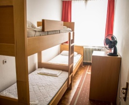 Кровать в общем номере (женский номер) с 3 комнатами в HI Hostel Zagreb