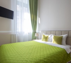 Стандартный в Искра