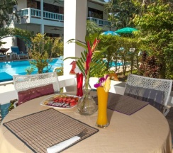 Двухместный номер Deluxe (двуспальная кровать) в Ya Nui Resort