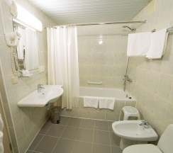 Полулюкс двухкомнатный (Джуниор сюит) в Москва