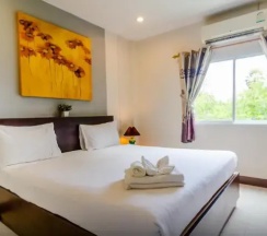 Двухместный номер Superior двуспальная кровать в Baan Yuyen Karon Guesthouse