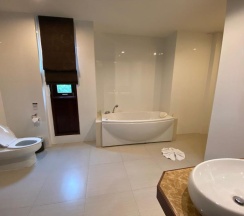 Вилла c 1 комнатой в Howard Johnson by Wyndham Phuket Naiyang