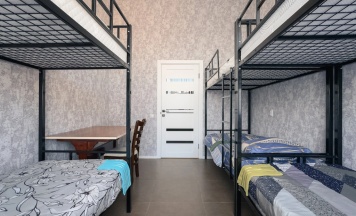 Bed in 6-Bed Mixed Dorm (общая ванная комната) в Тверца