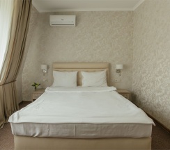 Стандарт без балкона вид на парк в Кавказ