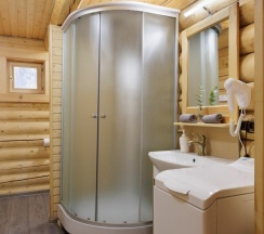 Сосновый бор 2+2 с двумя односпальными кроватями в Ладога озеро