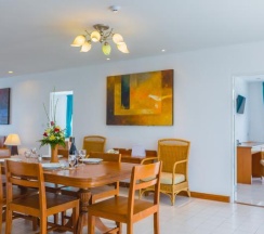 Residence с 2 комнатами с видом на океан в Waterfront Suites Phuket by Centara