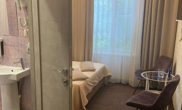 Номер стандарт с 1 двуспальной кроватью Зеркальный в Элитон