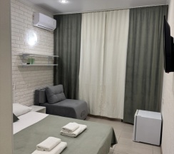 Трёхместный номер Standard с балконом в Алиса