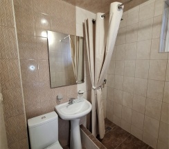 «КОМФОРТ ПЛЮС 3» С ТЕРРАСОЙ ЧЕТЫРЕХМЕСТНЫЙ НОМЕР ДВУСПАЛЬНОЙ КРОВАТЬЮ И ДИВАНОМ в Цитрус