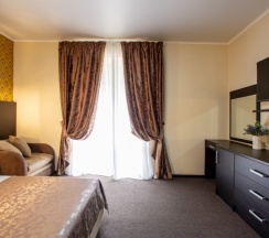 Двухкомнатный Люкс в Golden Kids