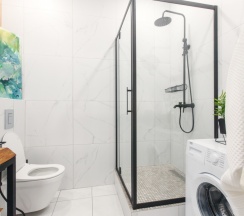 улучш. апартаменты 37 м с кроватью и диваном (центр, ул. Сакко, 24, "Vivaldi"), 419 в Viva aparts