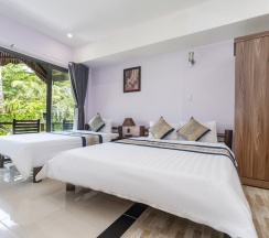 Трёхместное бунгало с видом на сад в Mai Phuong Resort Phu Quoc