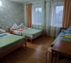 Пятиместный номер Standard с балконом и с красивым видом из окна в Отрада