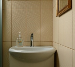 Четырёхместный коттедж с террасой с видом на озеро в Rantala