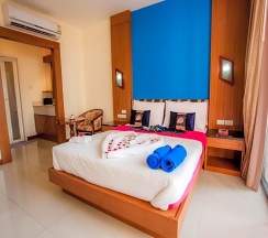 Двухместный номер Deluxe двуспальная кровать в Kata Blue Sea Resort