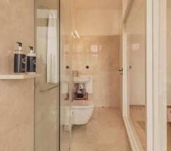 Семейный люкс с балконом в Ceuta Terrace Suites