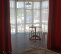 Номер люкс с 1 двуспальной кроватью в Триумф