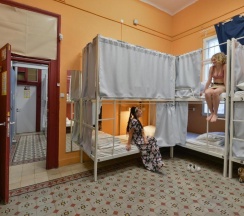 Кровать в общем номере в Caravan Hostel Tel Aviv By Roger Age 18-45