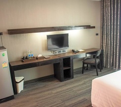 Двухместный номер Deluxe с видом на сад двуспальная кровать в Chor Cher - The Luxury Green Hotel