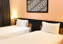 Двухместный номер Deluxe с балконом 2 отдельные кровати в Phuket Chinoinn Hotel