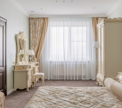 Версаль в GRAND HOTEL OKA Premium
