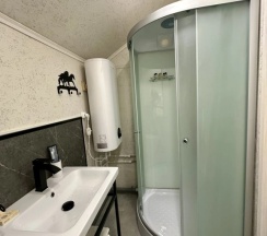 Коттедж c 1 комнатой в Шагди