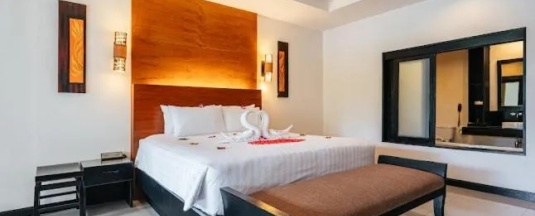 Двухместный номер с доступом к бассейну Grand Deluxe двуспальная кровать в Horizon Karon Beach Resort & Spa