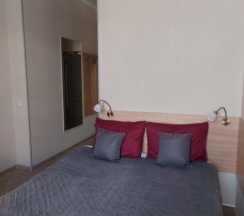 Улучшенная гостевая комната с 1 большой или 2 отдельными кроватями в На Невском